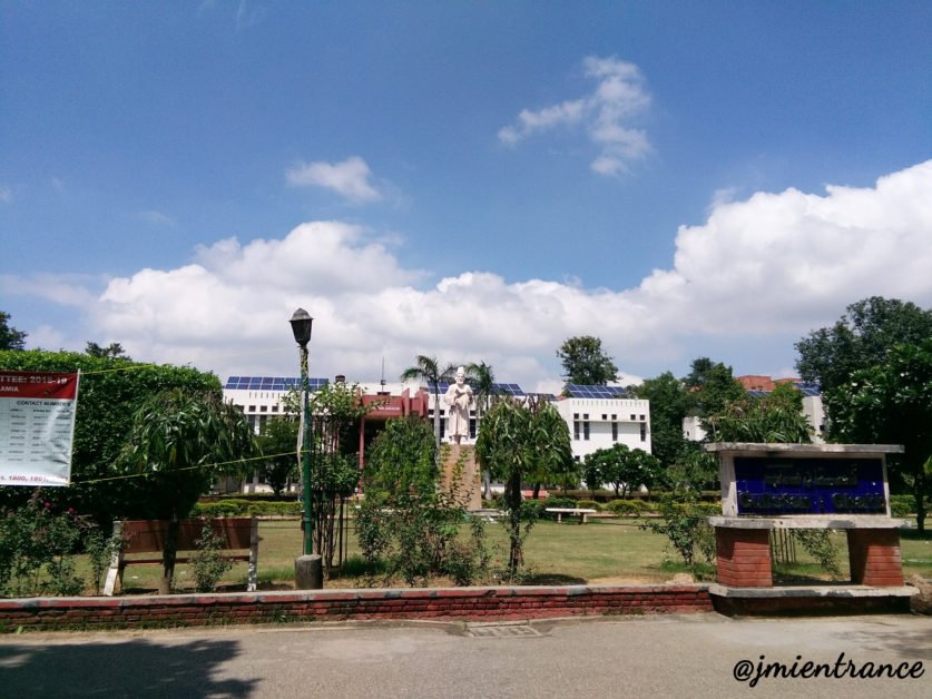 jamia bba entrance papers